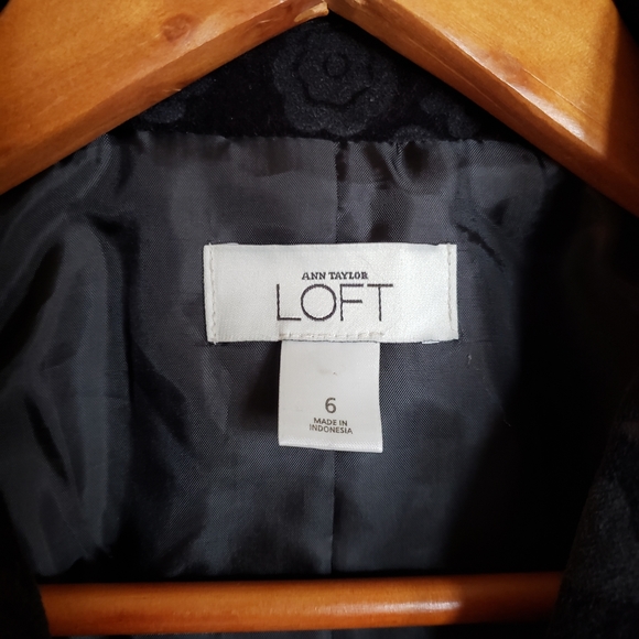 Ann Taylor Loft Black Damask Floral Blazer Jacket Size 6 - Picture 4 of 7